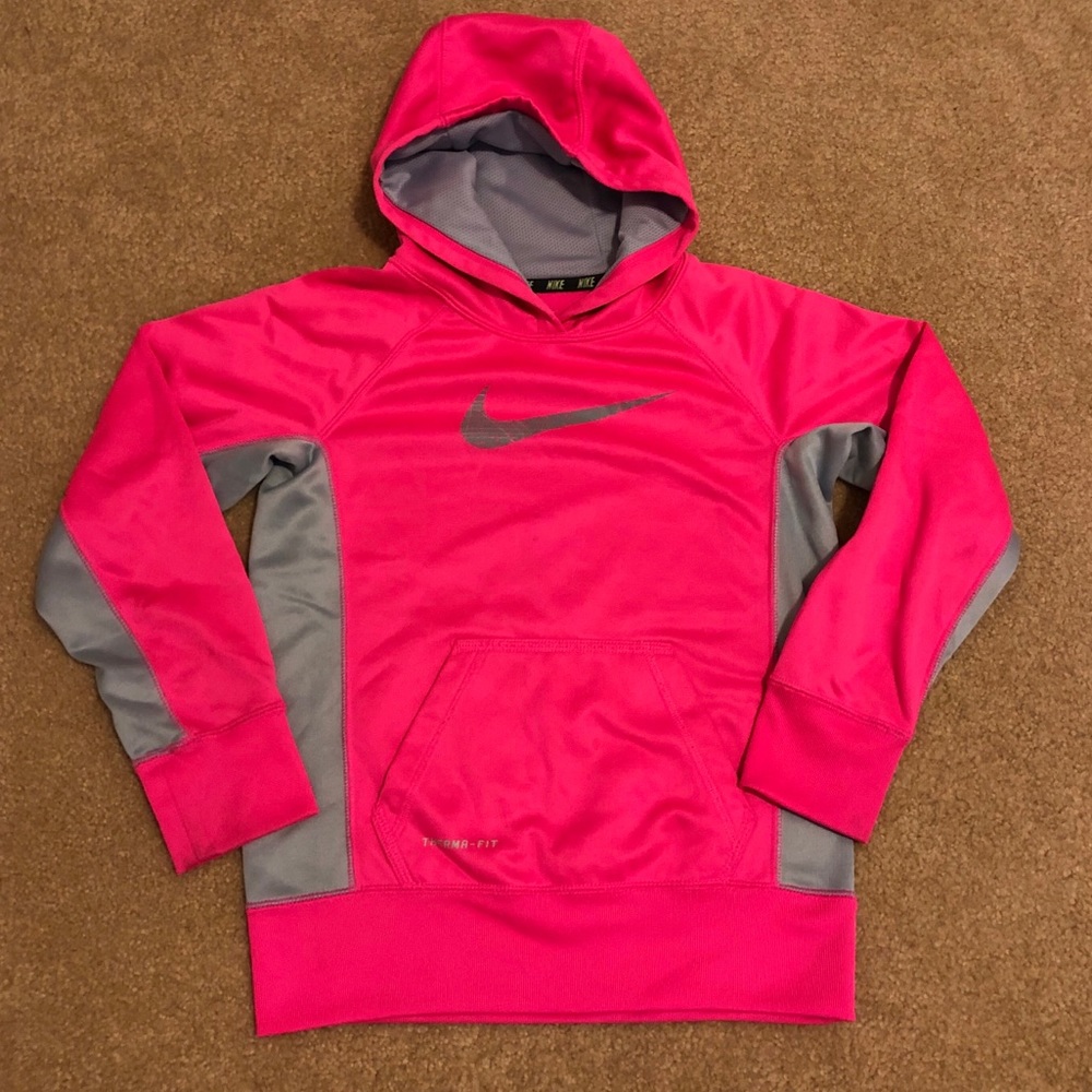 SOLD Pink and gray Nike Therma fit Hoodie